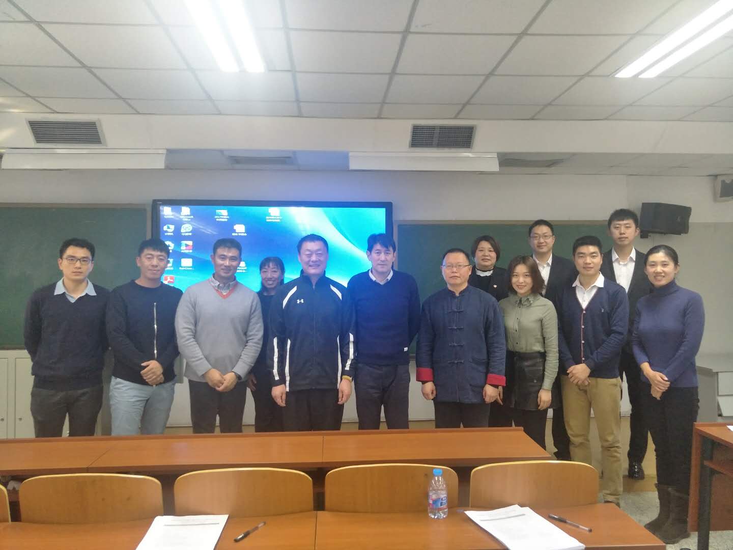 老哥俱乐部-老哥必备的互换社区