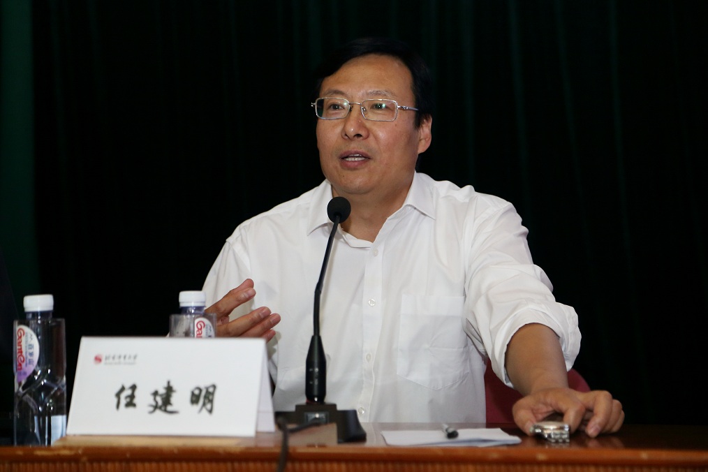 老哥俱乐部-老哥必备的交流社区