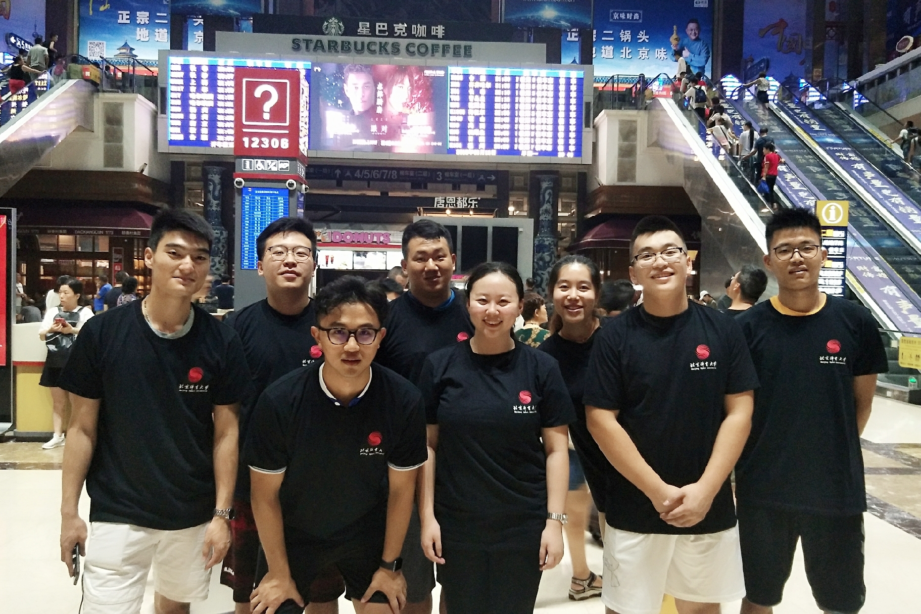 老哥俱乐部-老哥必备的交流社区