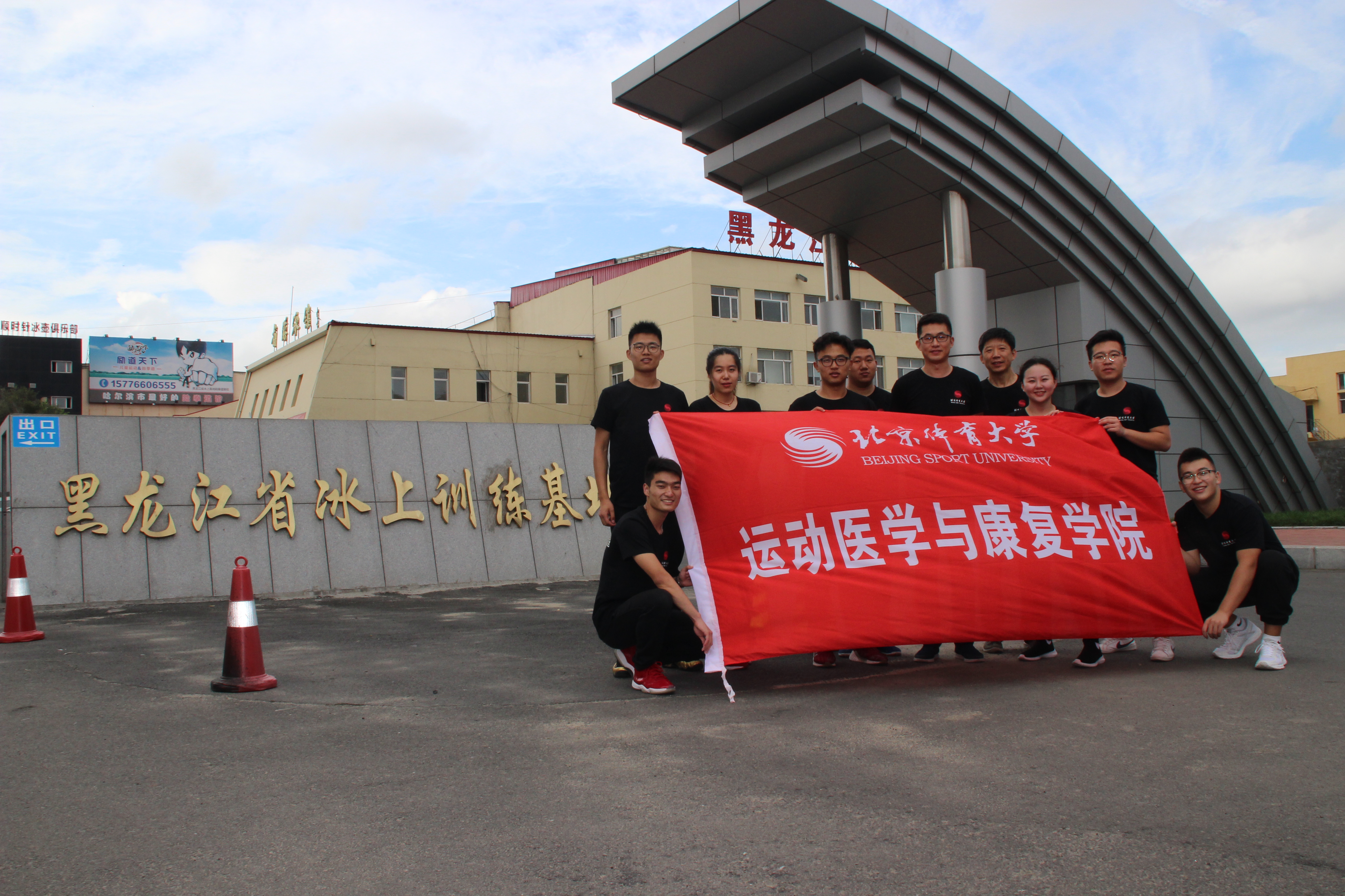 老哥俱乐部-老哥必备的交流社区