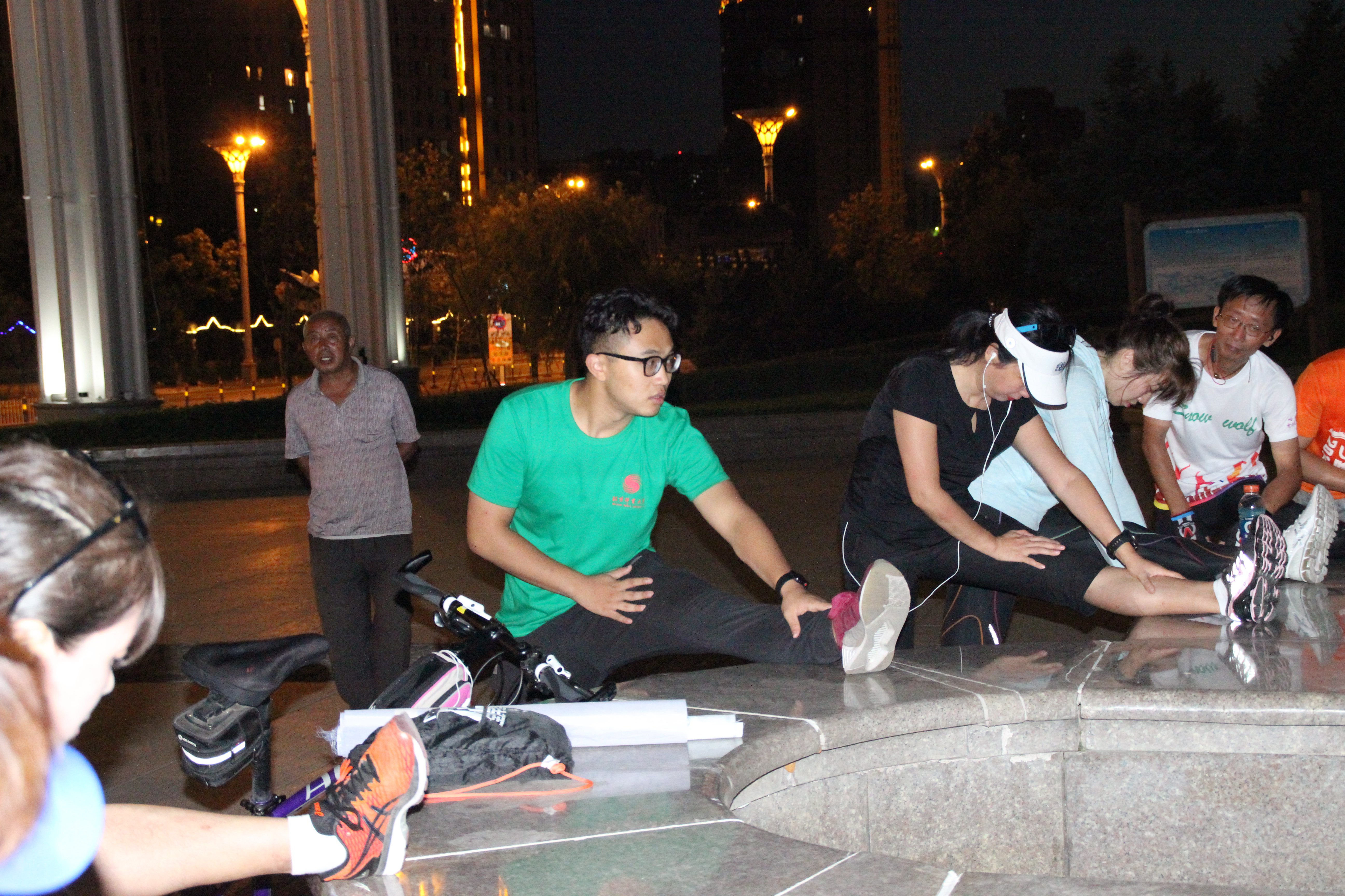 老哥俱乐部-老哥必备的交流社区