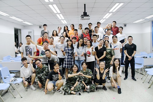 老哥俱乐部-老哥必备的交流社区