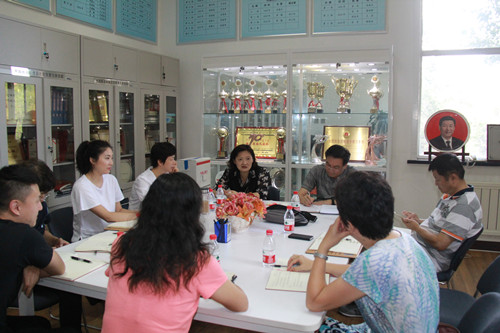 老哥俱乐部-老哥必备的交流社区