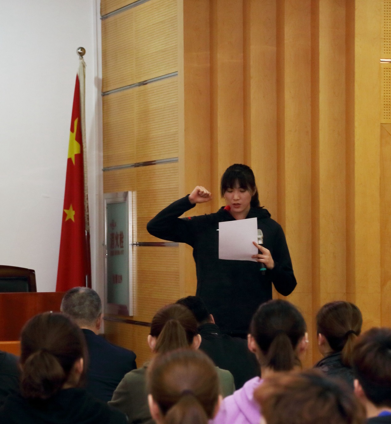 老哥俱乐部-老哥必备的交流社区