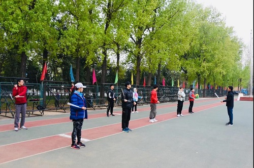 老哥俱乐部-老哥必备的交流社区