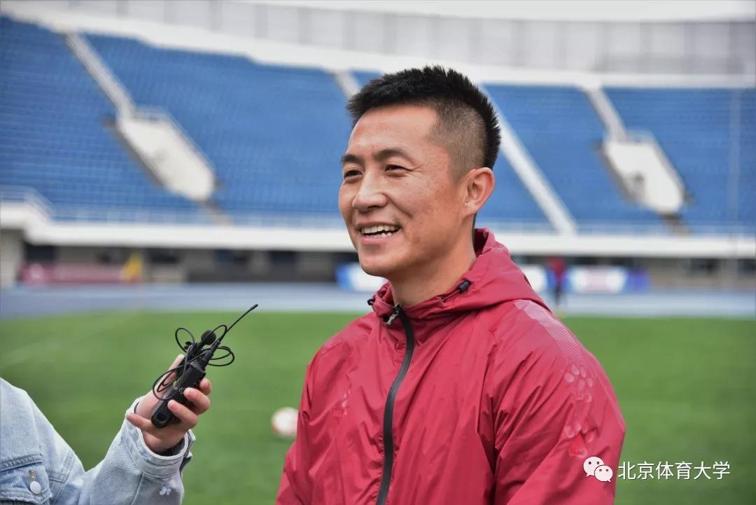 老哥俱乐部-老哥必备的交流社区