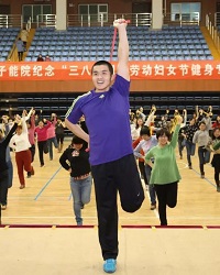 老哥俱乐部-老哥必备的交流社区