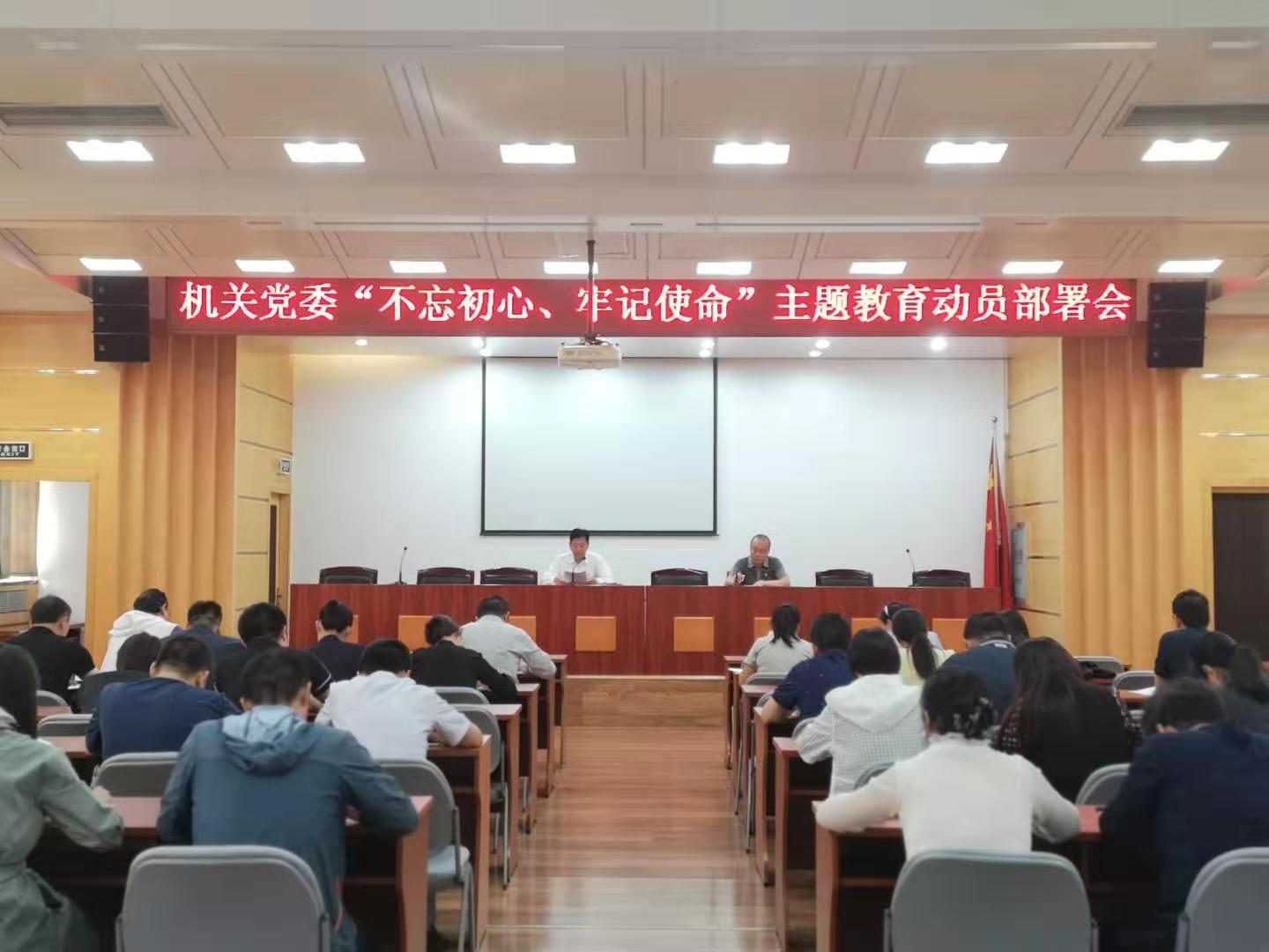 老哥俱乐部-老哥必备的互换社区