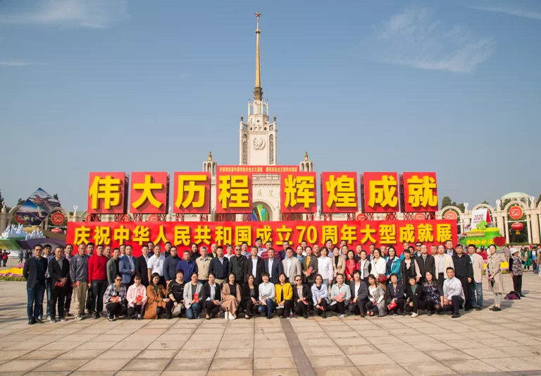 老哥俱乐部-老哥必备的互换社区