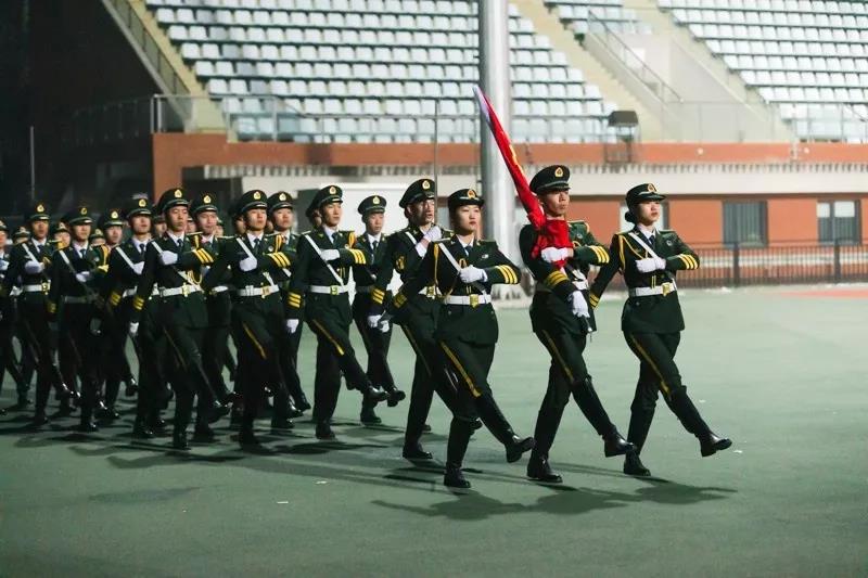 老哥俱乐部-老哥必备的互换社区