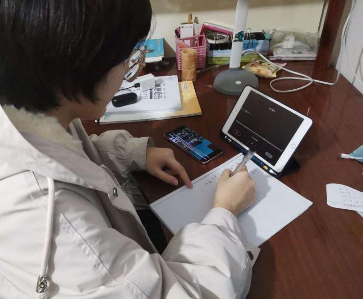 老哥俱乐部-老哥必备的互换社区