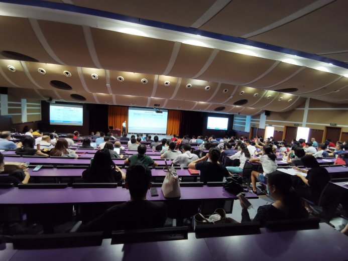 老哥俱乐部-老哥必备的交流社区