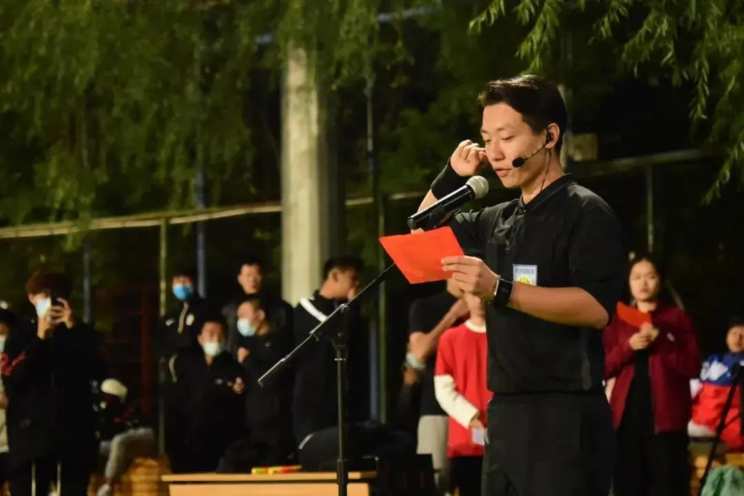 老哥俱乐部-老哥必备的互换社区