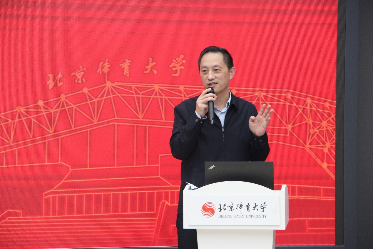 老哥俱乐部-老哥必备的交流社区