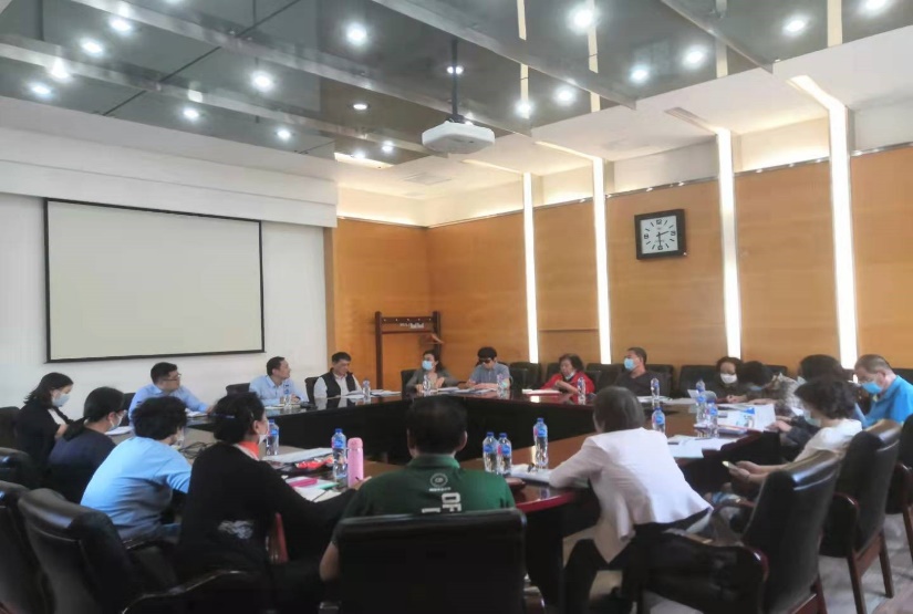 老哥俱乐部-老哥必备的交流社区