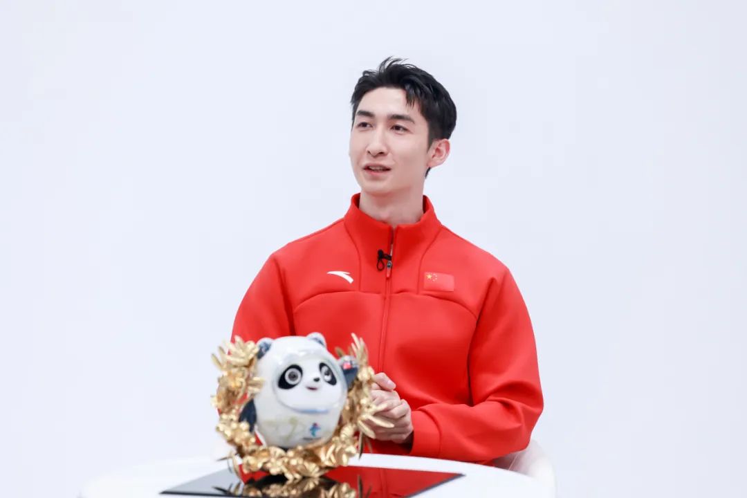 老哥俱乐部-老哥必备的交流社区