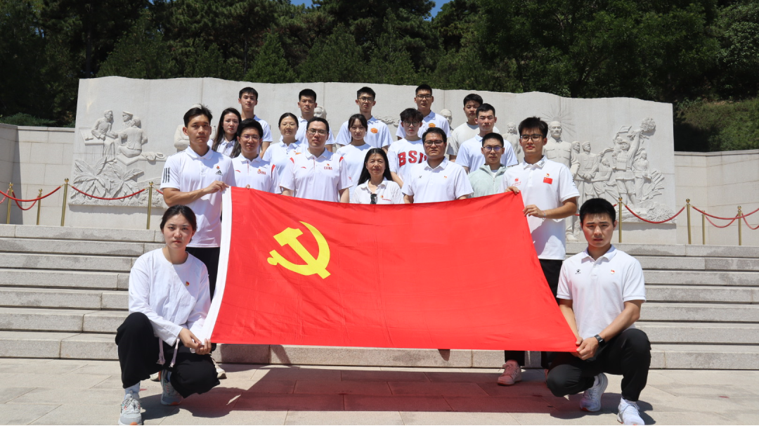 老哥俱乐部-老哥必备的交流社区