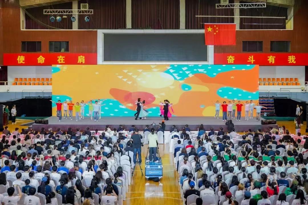 老哥俱乐部-老哥必备的交流社区