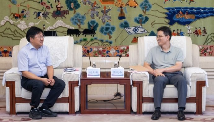 老哥俱乐部-老哥必备的互换社区