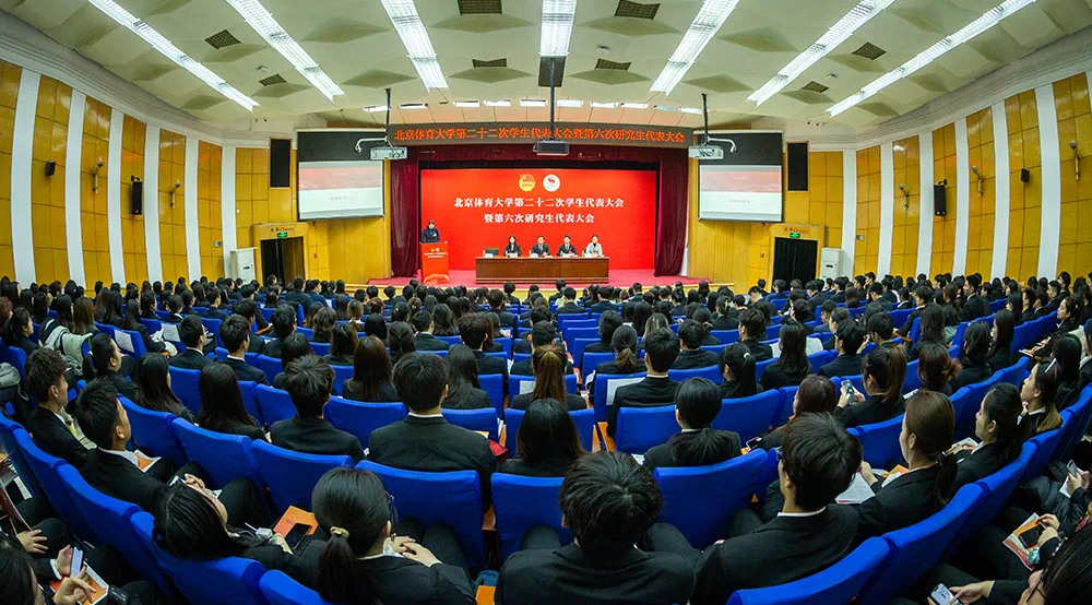 老哥俱乐部-老哥必备的互换社区