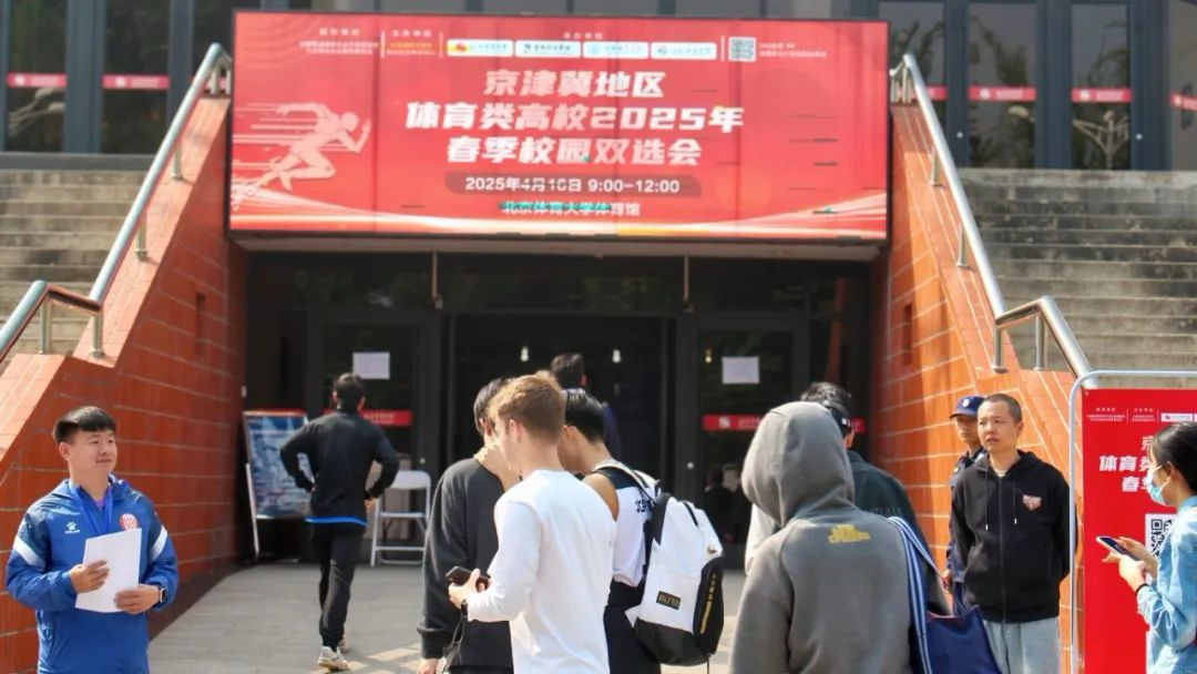 老哥俱乐部-老哥必备的互换社区