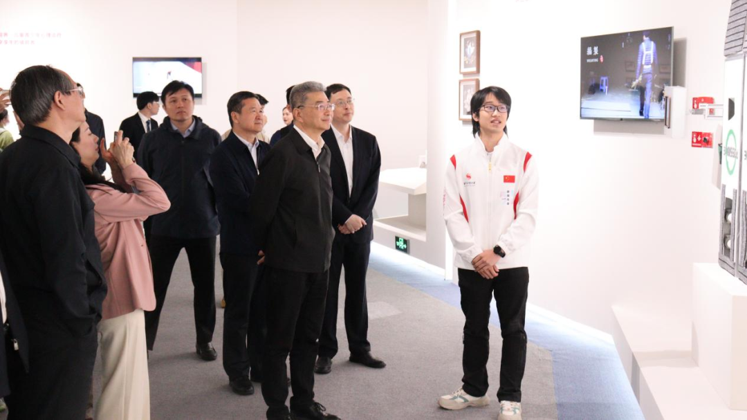 老哥俱乐部-老哥必备的互换社区