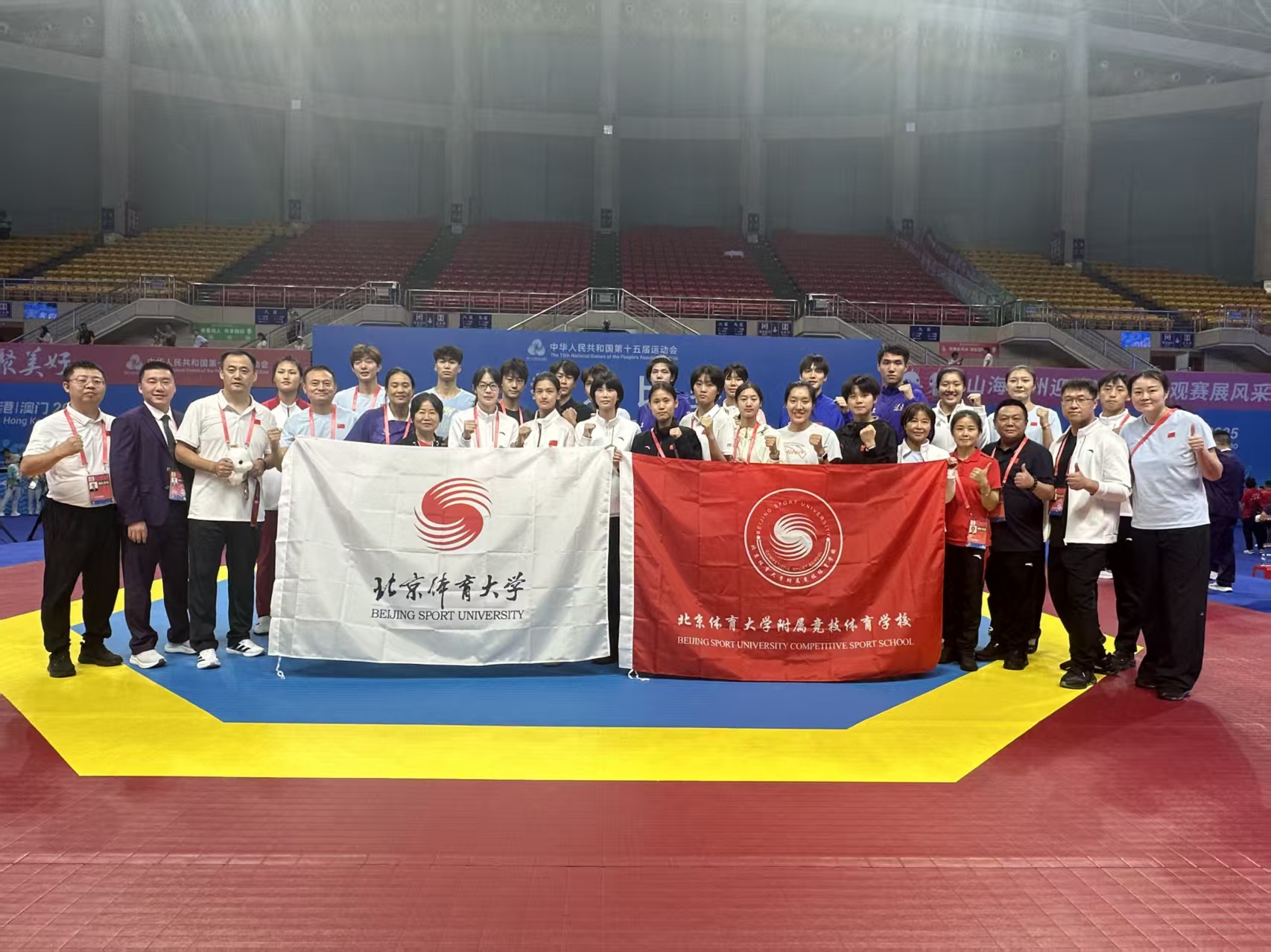 老哥俱乐部-老哥必备的互换社区