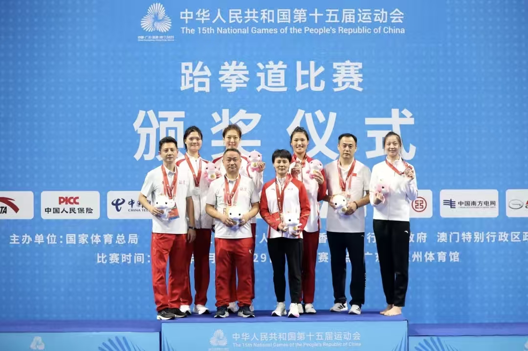 老哥俱乐部-老哥必备的互换社区