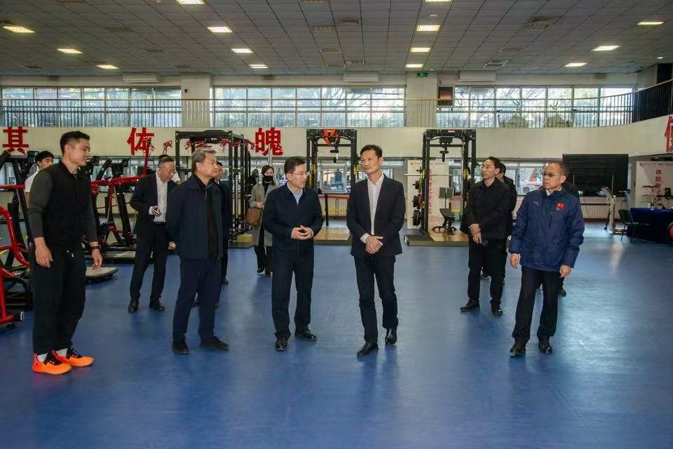 老哥俱乐部-老哥必备的互换社区