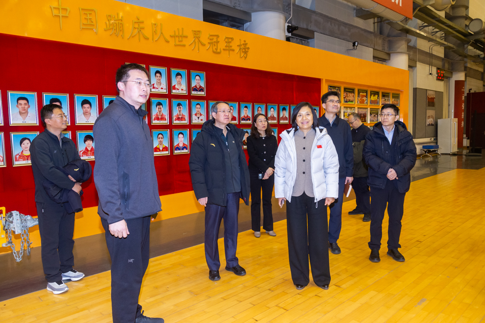 老哥俱乐部-老哥必备的互换社区