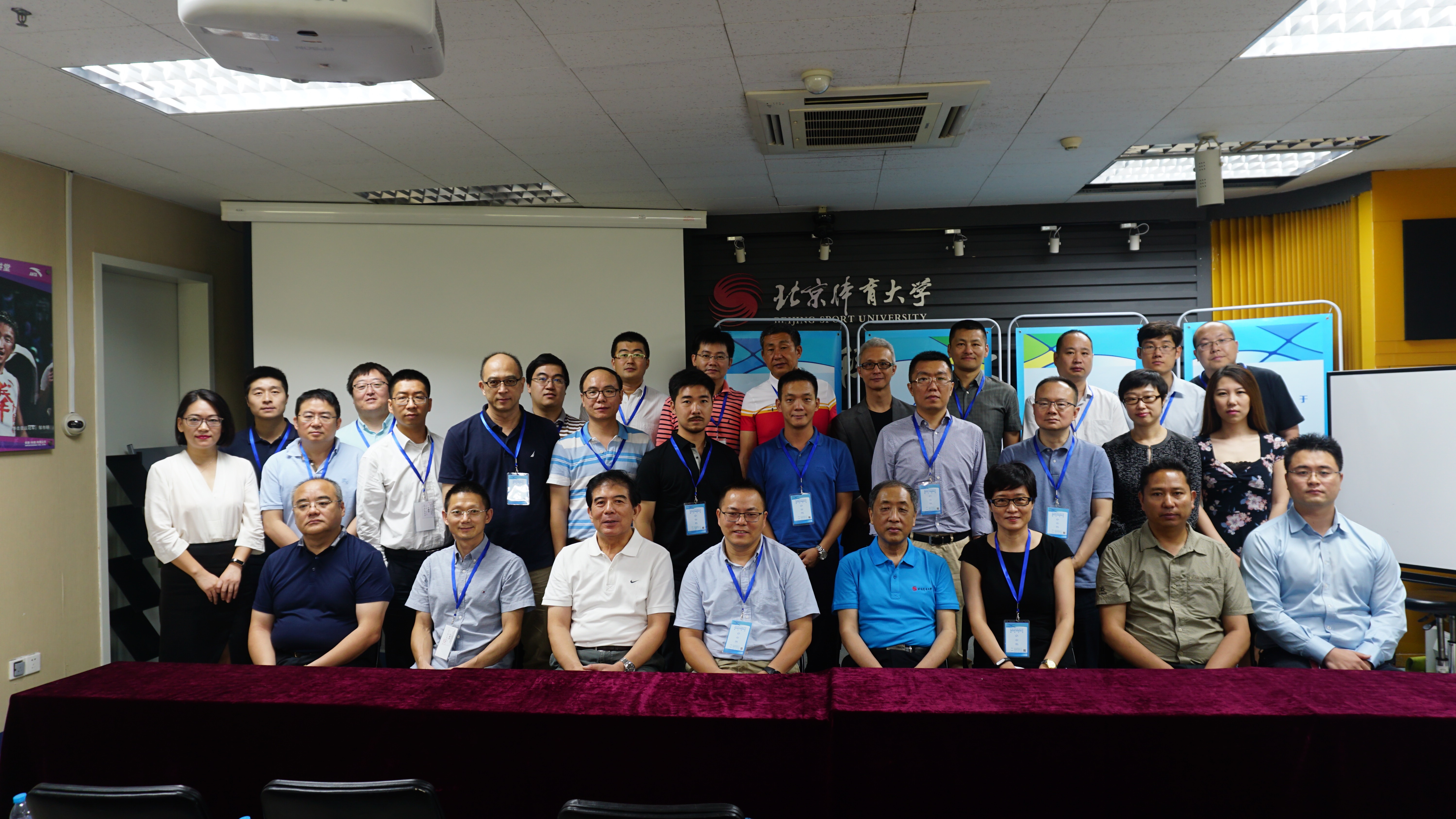 老哥俱乐部-老哥必备的互换社区